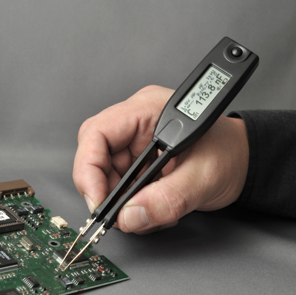 Smart Tweezer - LCR-Messbrücke im Pinzettenformat